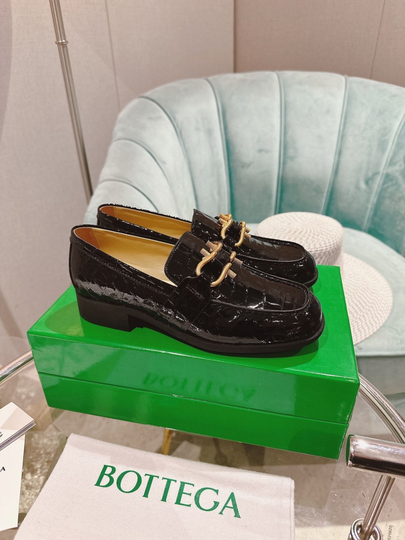 Bottega Veneta flat shoes